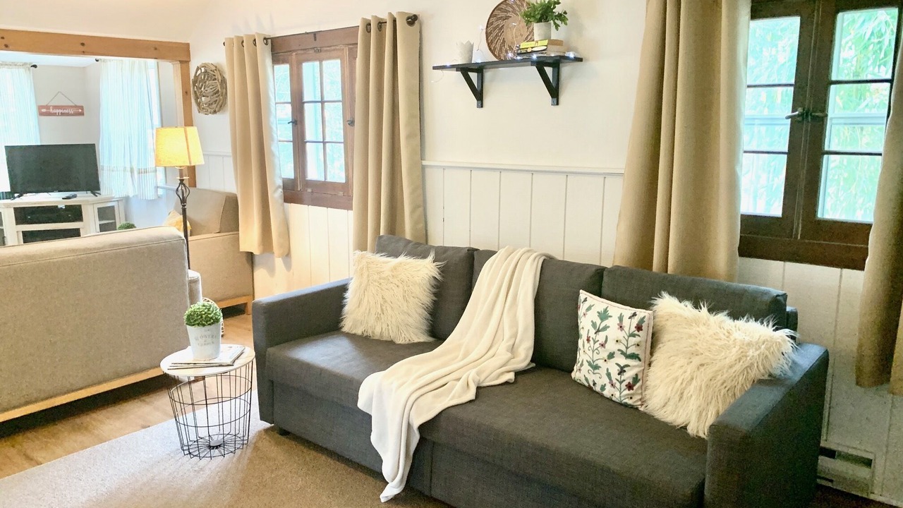 Photo of Livingroom in Historic Old Town