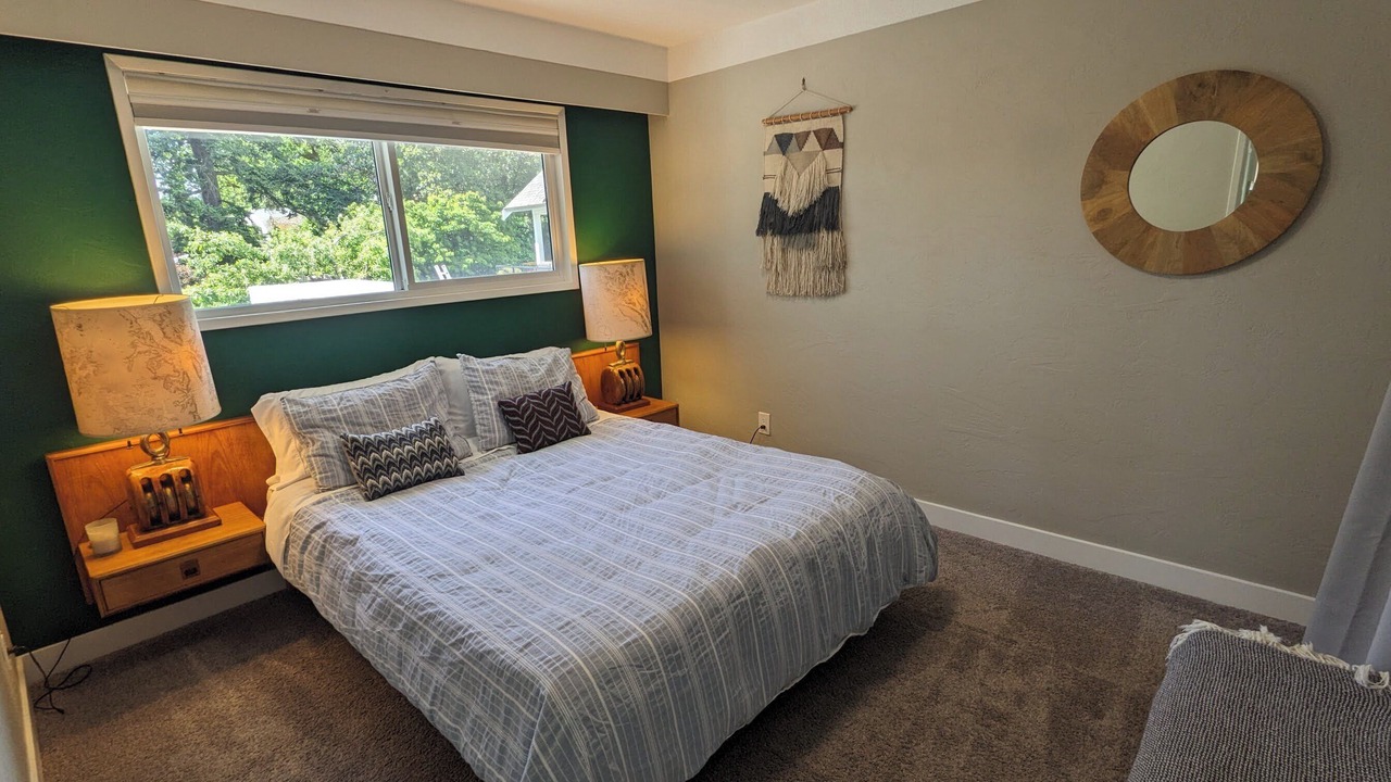 Photo of Bedroom in Colwood
