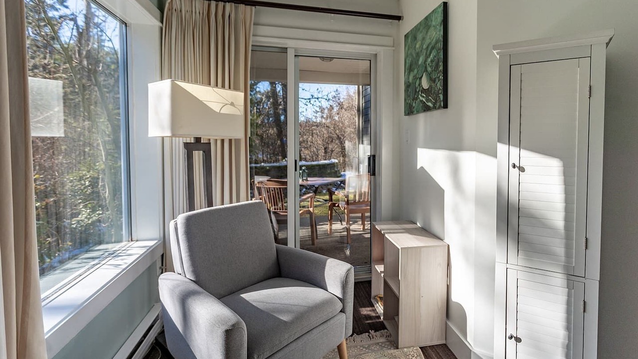 Photo of Livingroom in Regional District of Nanaimo