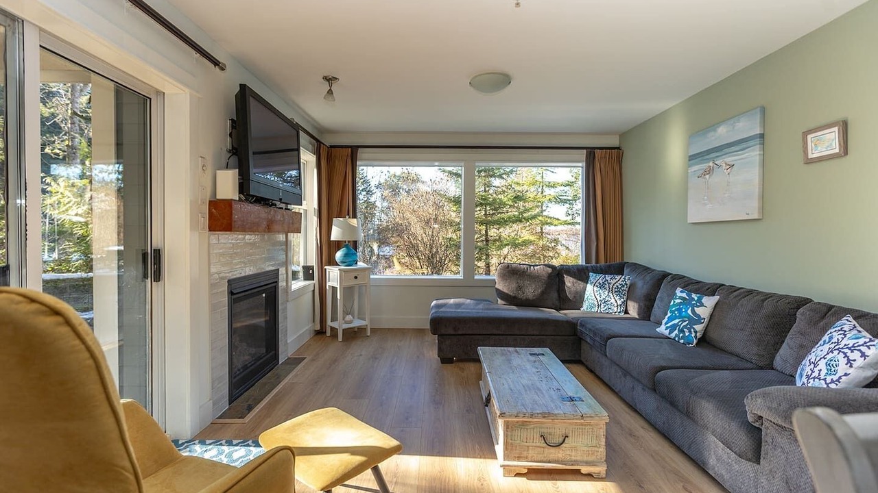 Photo of Livingroom in Regional District of Nanaimo