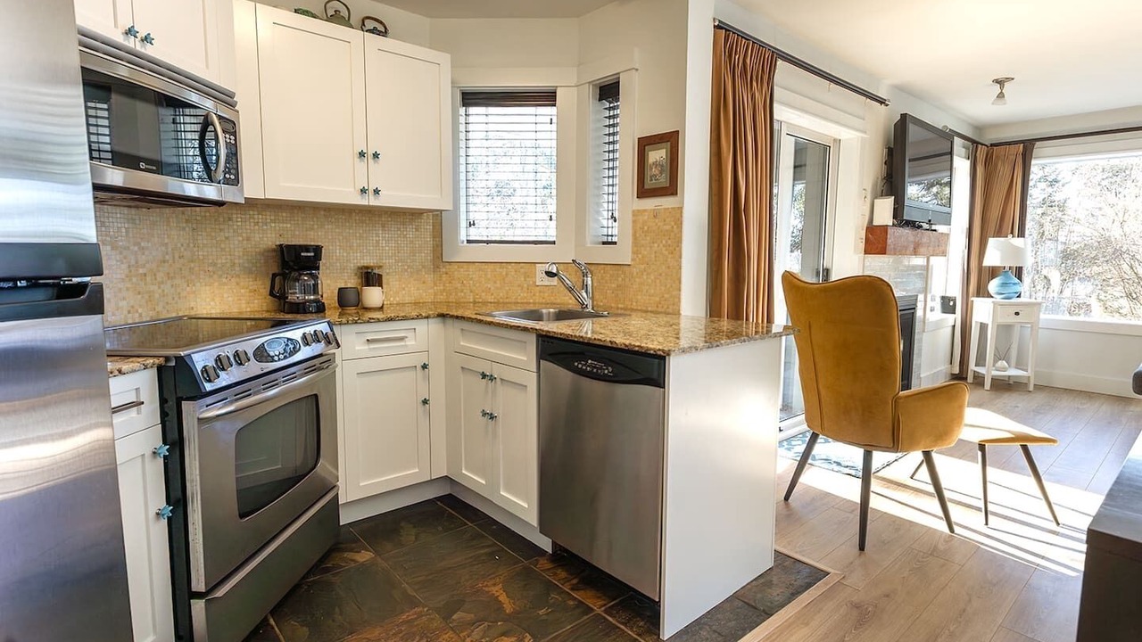 Photo of Kitchen in Regional District of Nanaimo