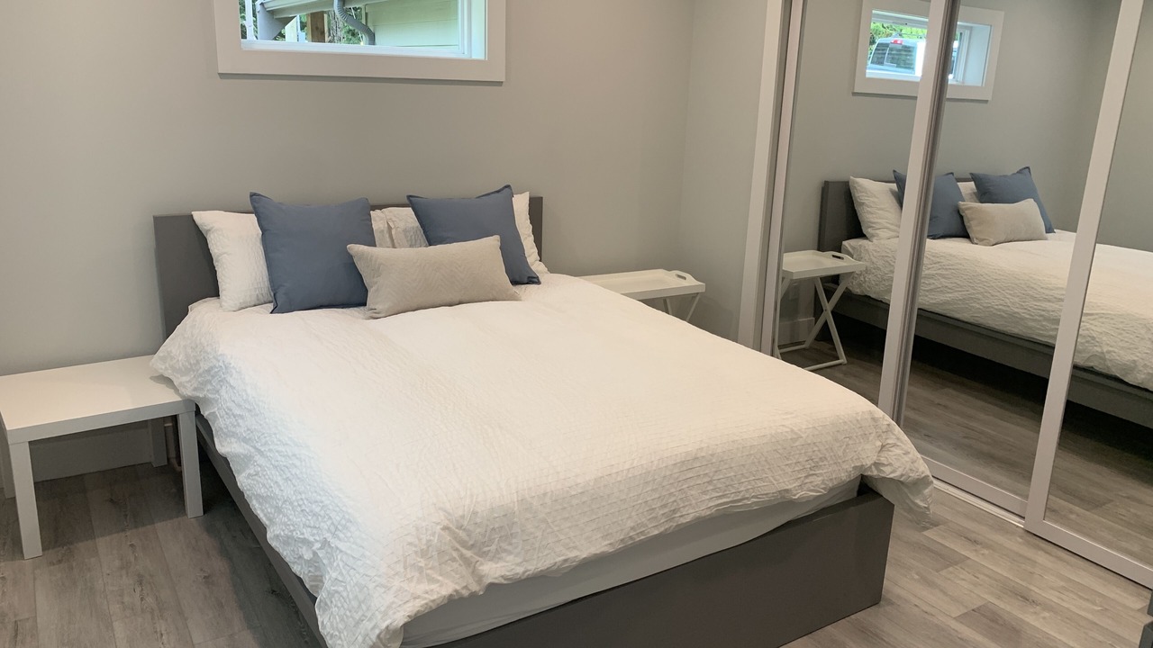 Photo of Bedroom in Salt Spring Island