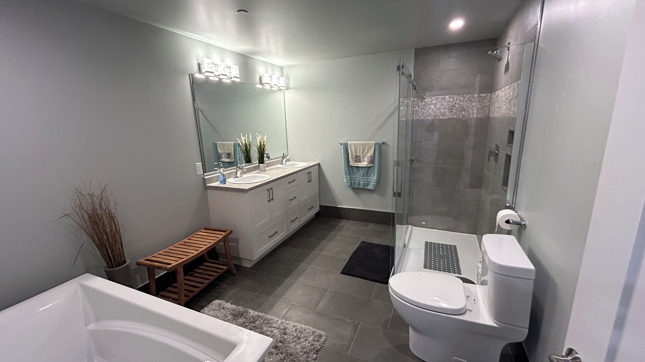 Photo of Bathroom in Salt Spring Island