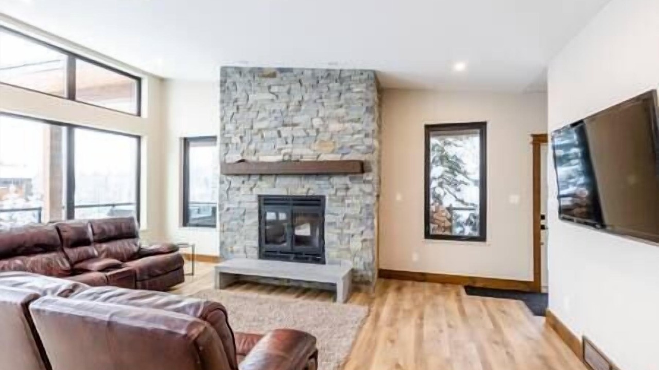 Photo of Livingroom in Fernie