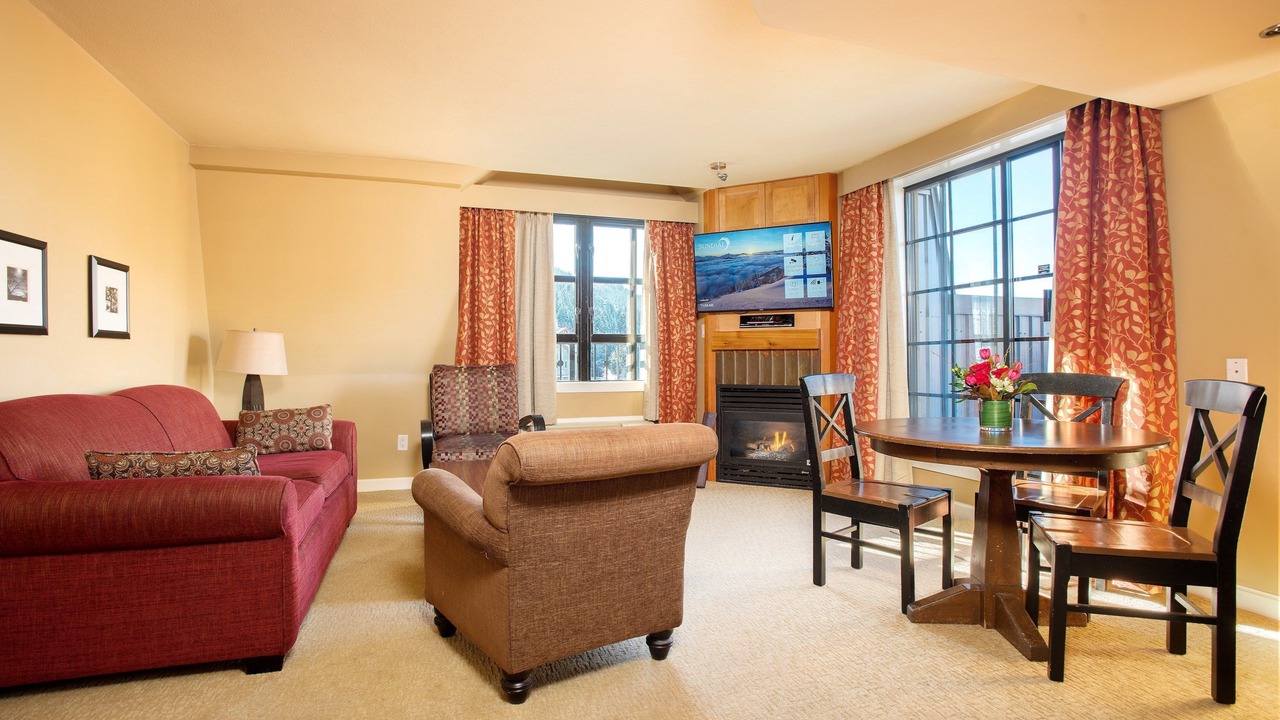 Photo of Livingroom in Whistler Village