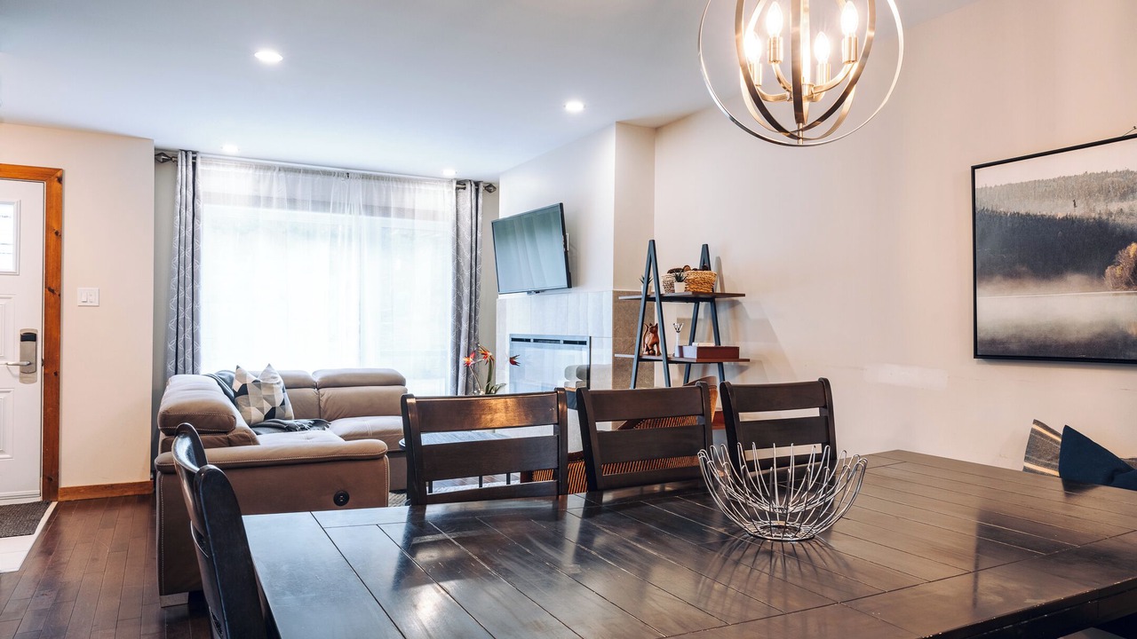 Photo of Livingroom in Saint-Faustin-Lac-Carre