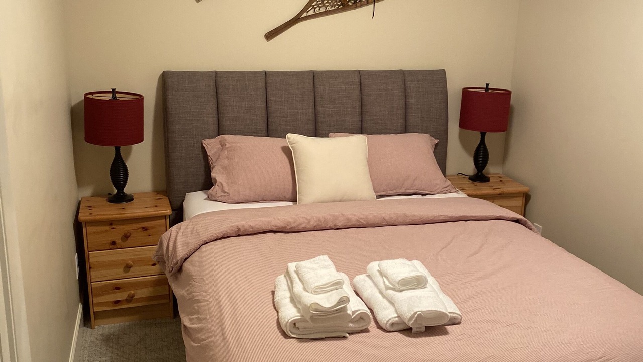 Photo of Bedroom in Courtenay