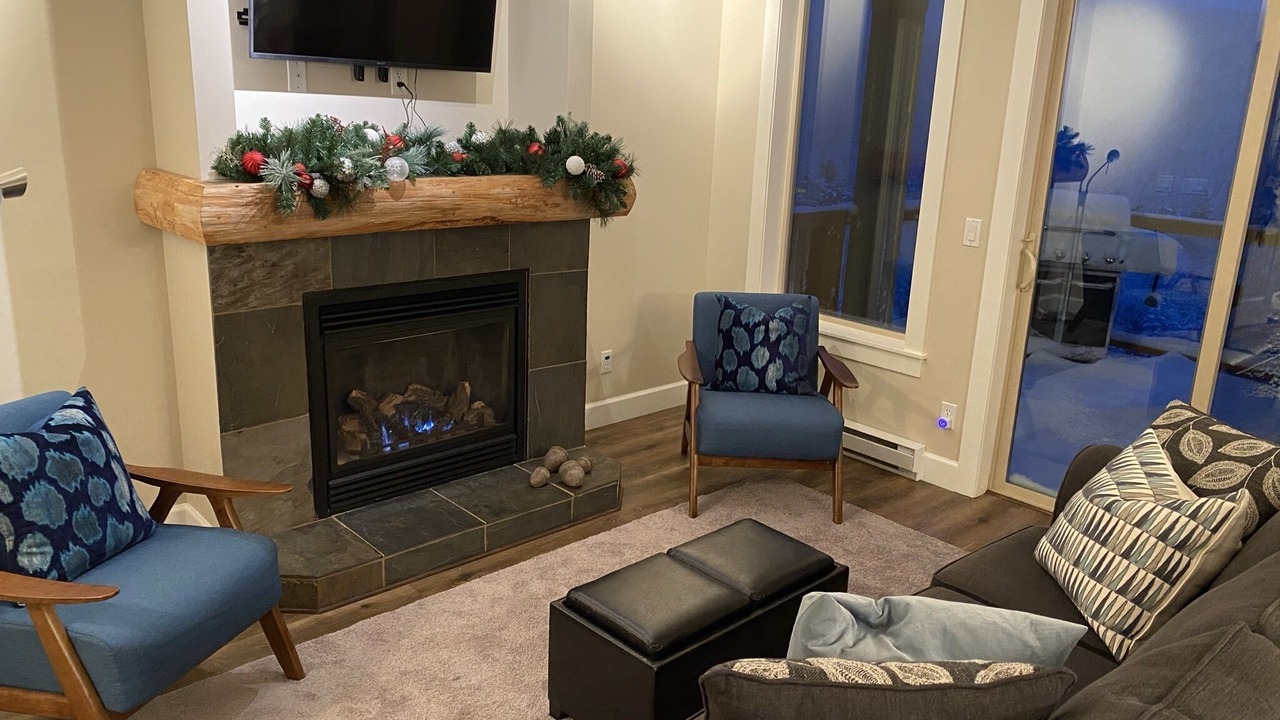 Photo of Livingroom in Courtenay