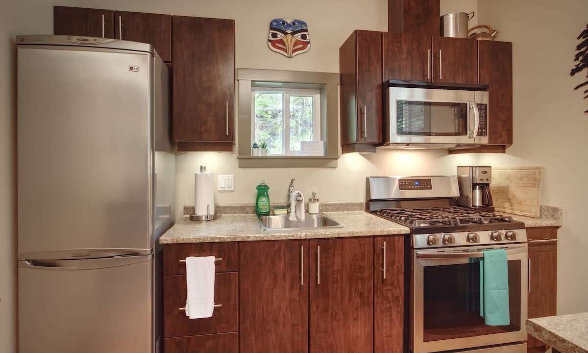Photo of Kitchen in Port Renfrew
