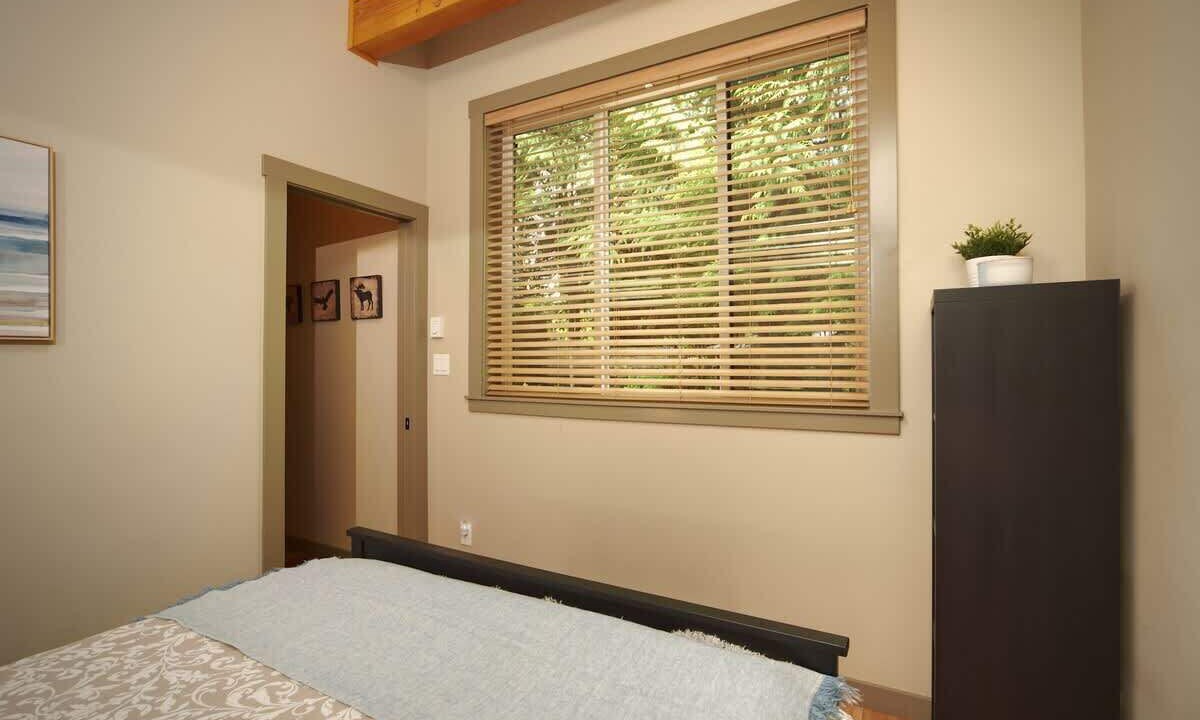 Photo of Bedroom in Port Renfrew