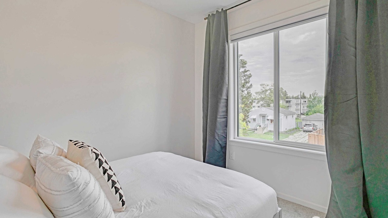 Photo of Bedroom in Jasper Place