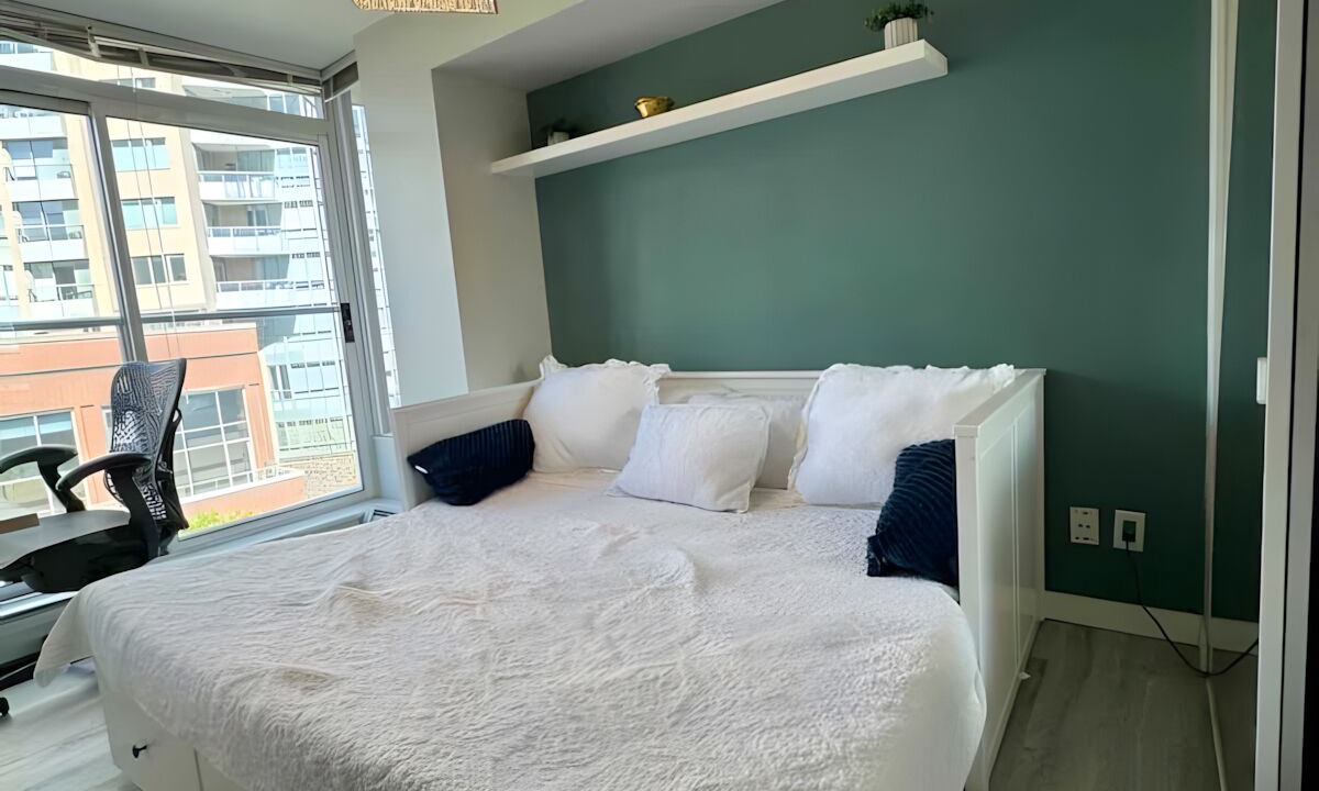Photo of Bedroom in Gastown