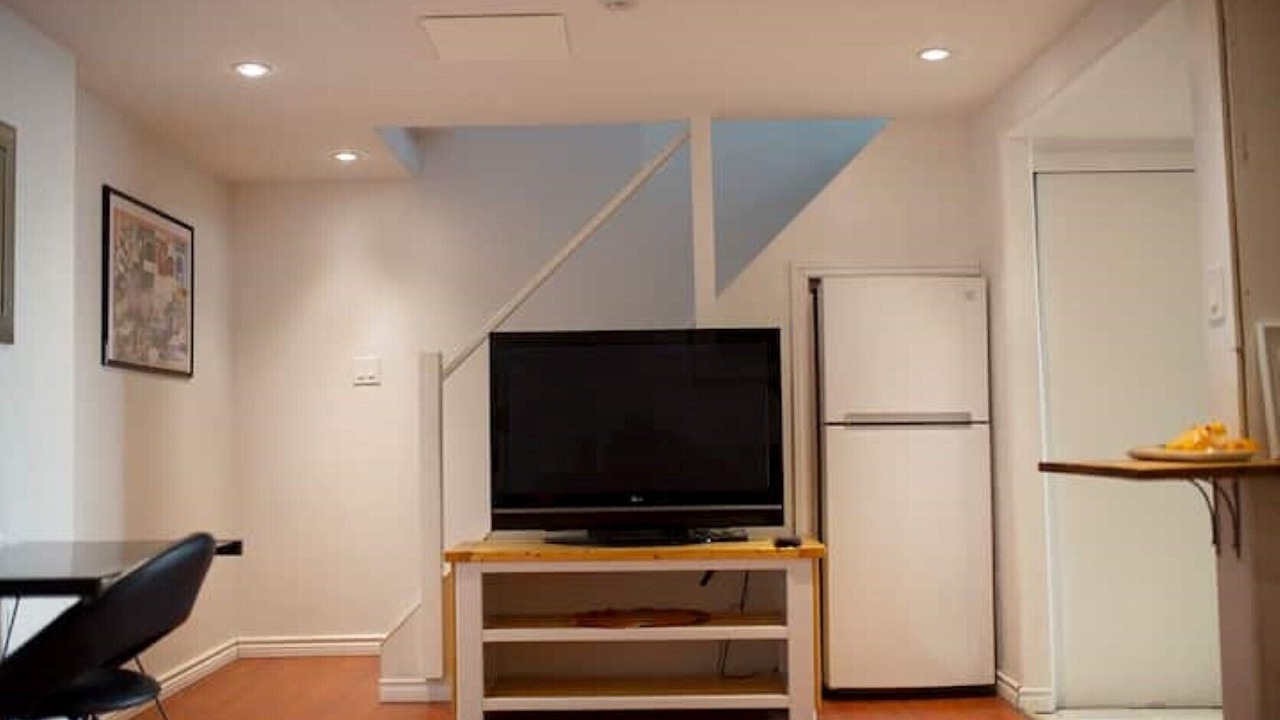 Photo of Livingroom in Ajax