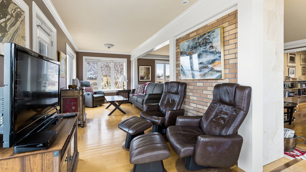 Photo of Livingroom in Cormierville