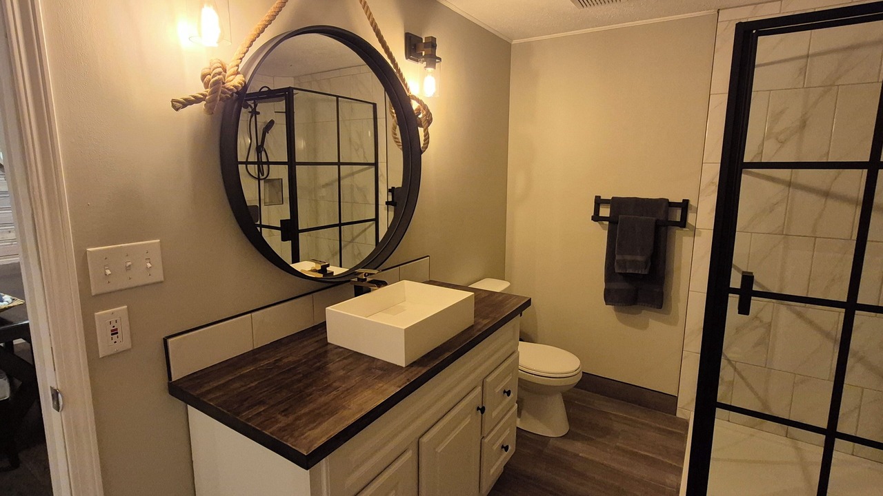 Photo of Bathroom in Sylvan Lake