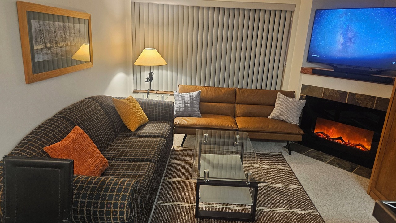 Photo of Livingroom in Okanagan-Similkameen