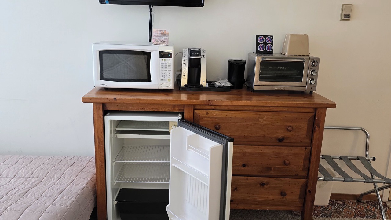 Photo of Bedroom in Okanagan-Similkameen