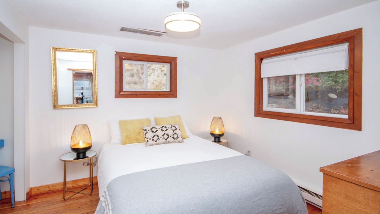 Photo of Bedroom in Okanagan-Similkameen