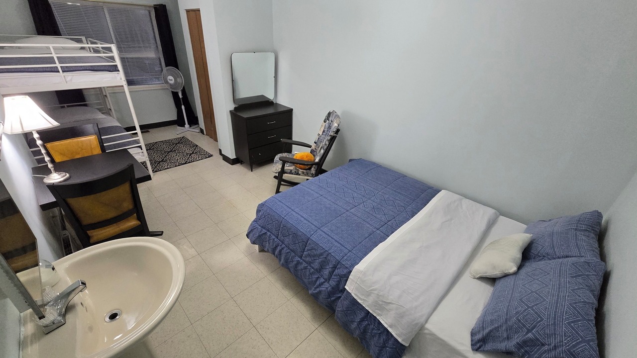 Photo of Bedroom in Sainte-Marguerite-du-Lac-Masson