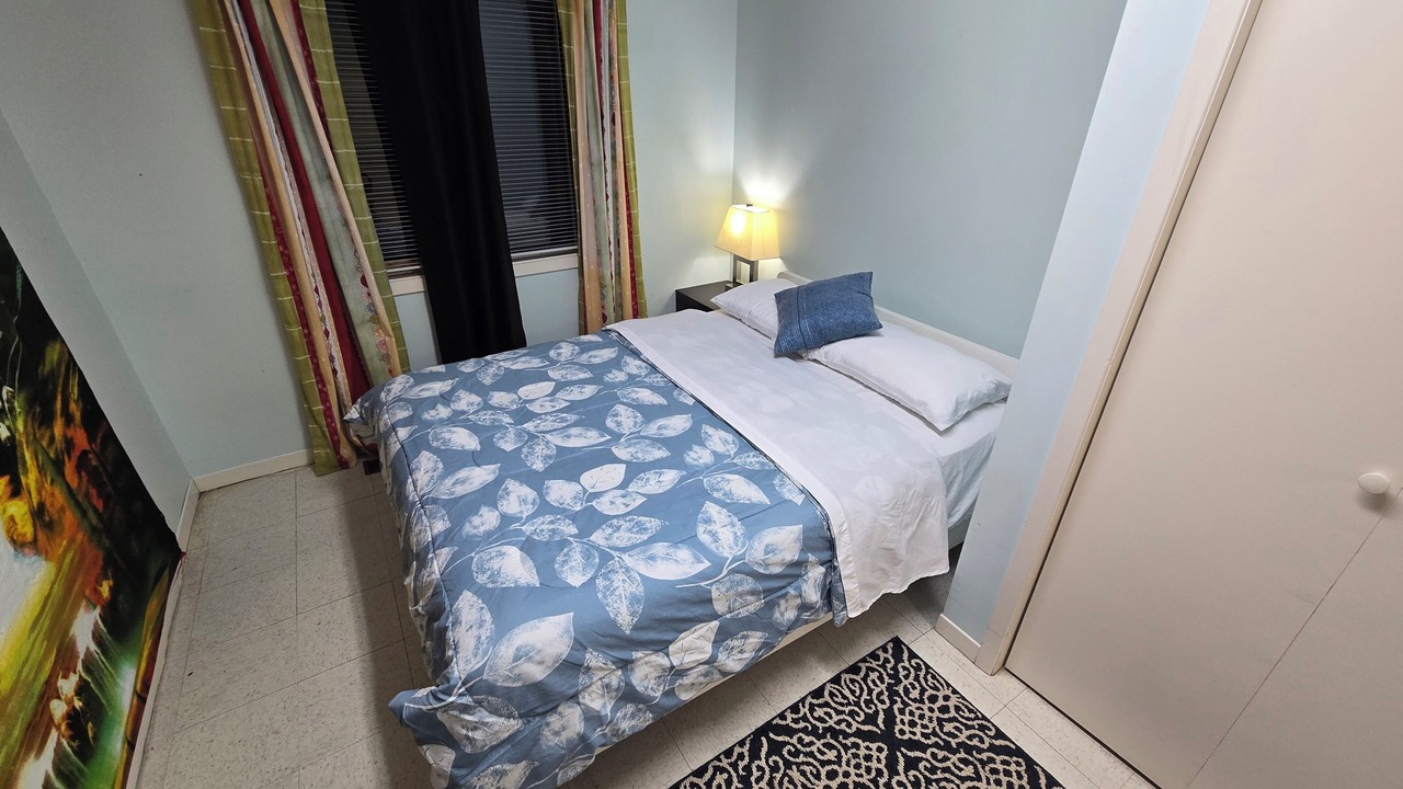 Photo of Bedroom in Sainte-Marguerite-du-Lac-Masson