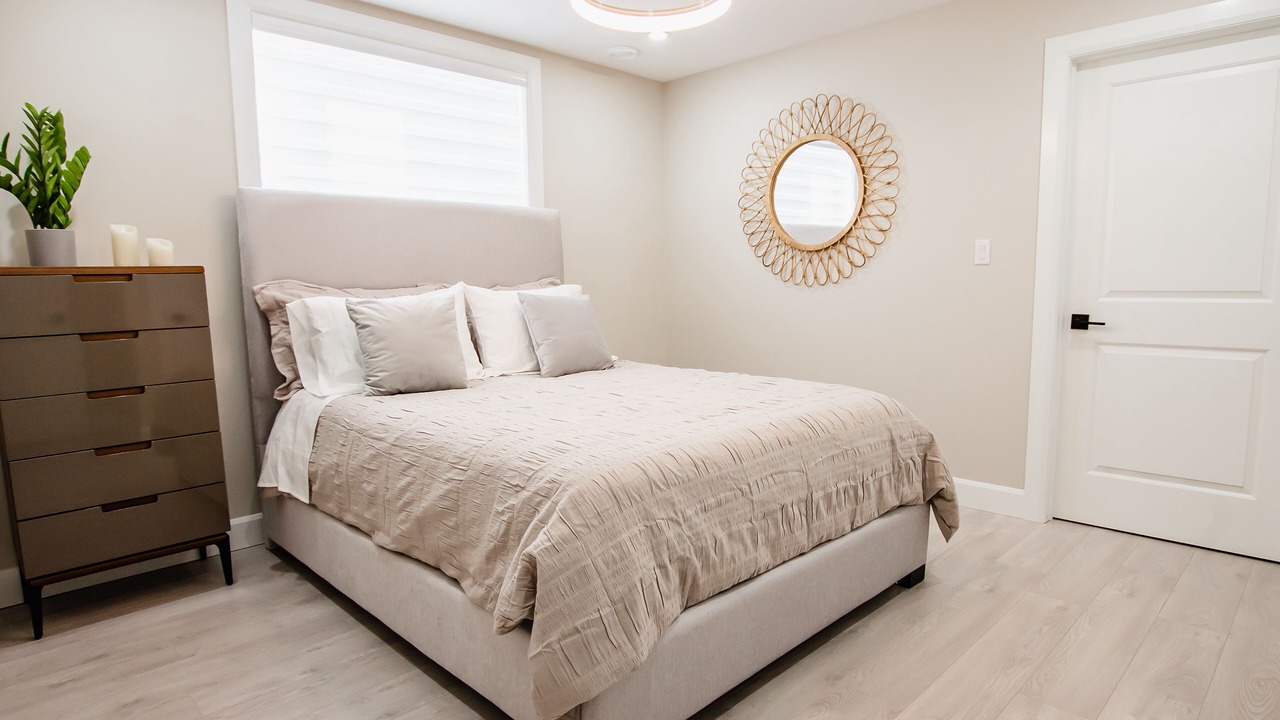Photo of Bedroom in Grand Bend