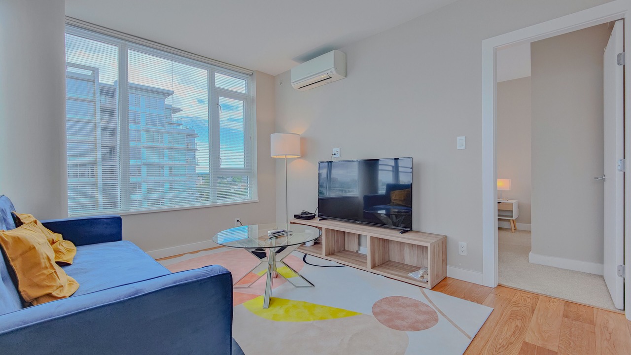 Photo of Livingroom in Richmond City Centre