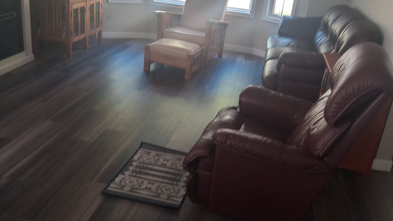 Photo of Livingroom in Okanagan-Similkameen