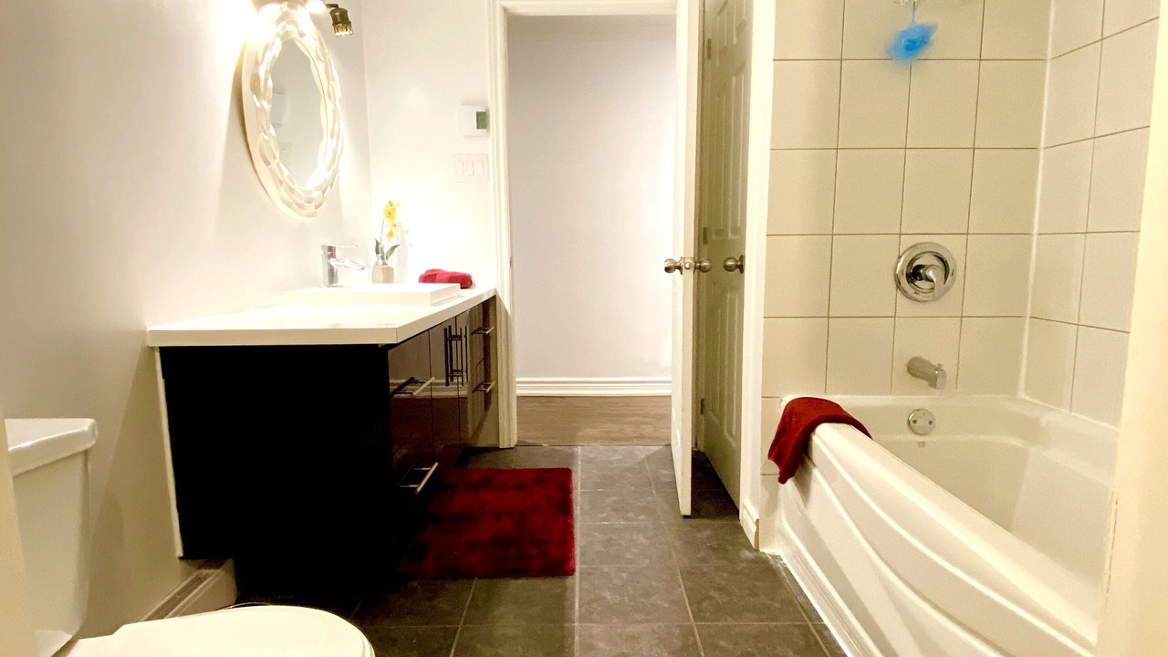 Photo of Bathroom in Communaute-Urbaine-de-l'Outaouais