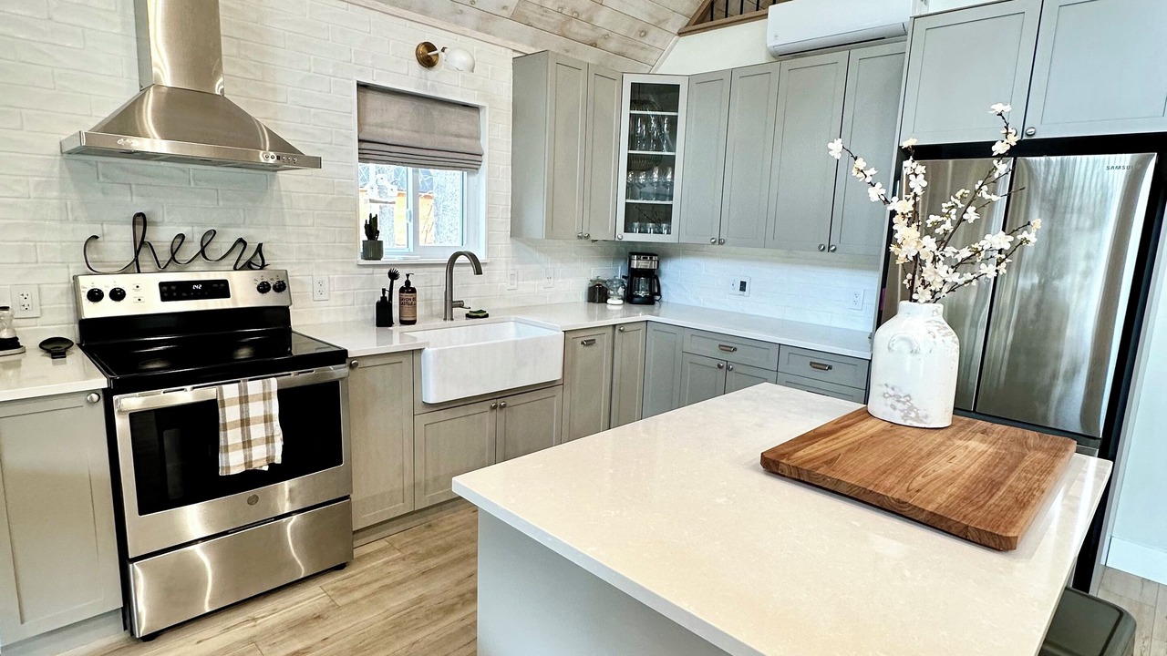 Photo of Kitchen in Mansfield-et-Pontefract