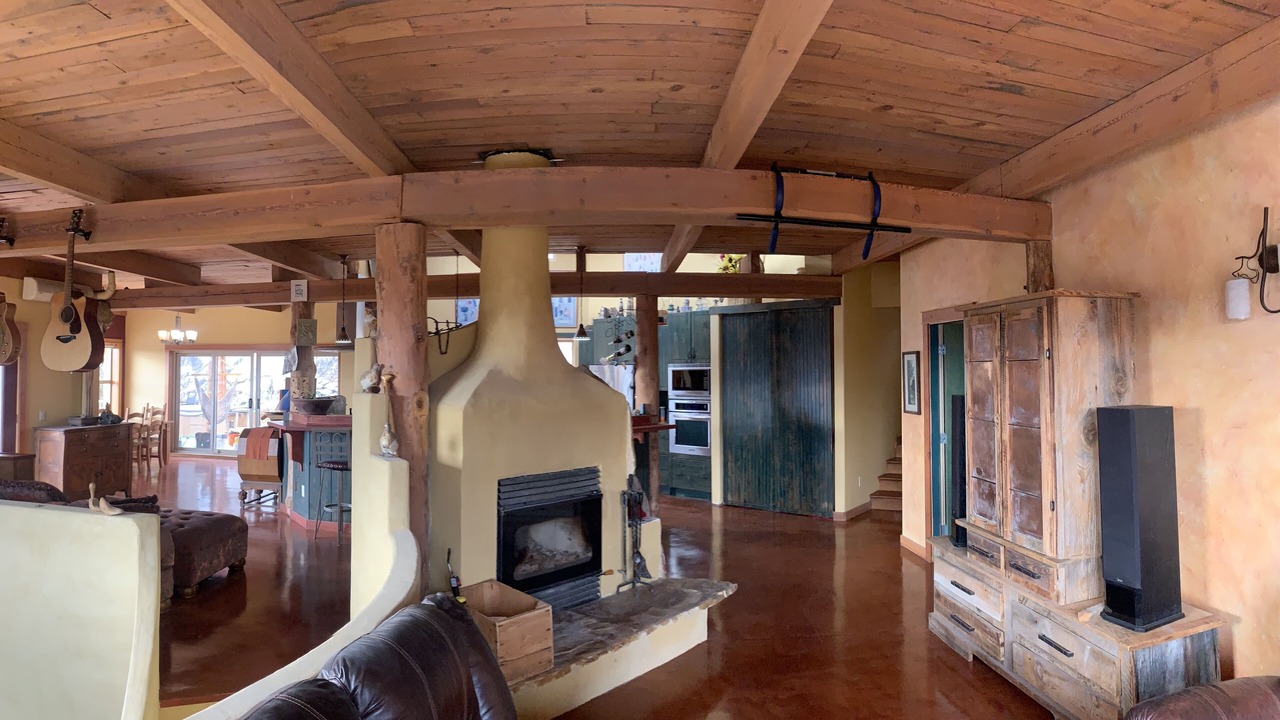 Photo of Livingroom in Central Okanagan