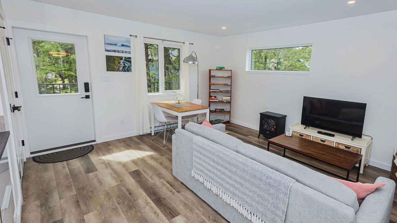 Photo of Livingroom in Ucluelet