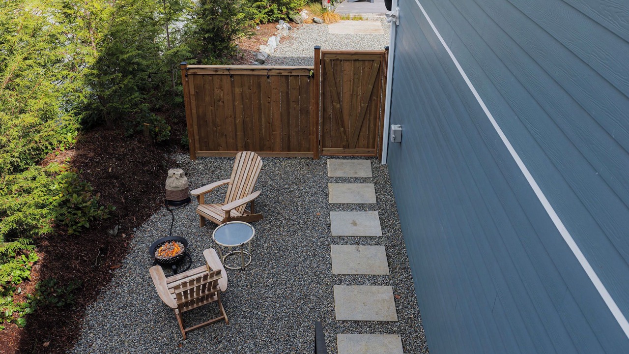 Photo of Patio Balcony in Ucluelet