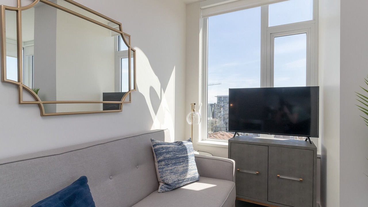 Photo of Livingroom in Downtown Victoria