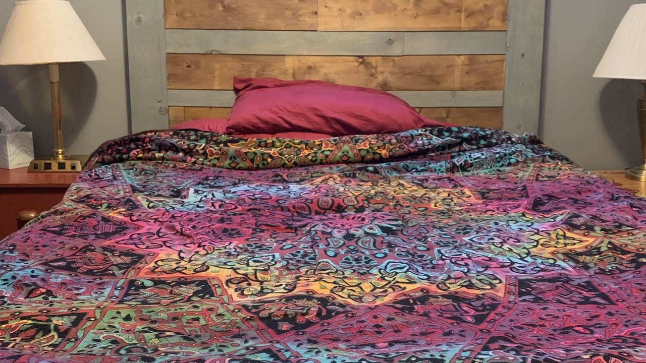 Photo of Bedroom in Youbou