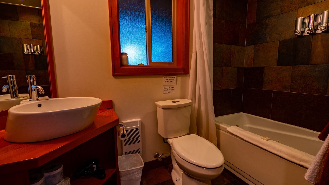 Photo of Bathroom in Ucluelet