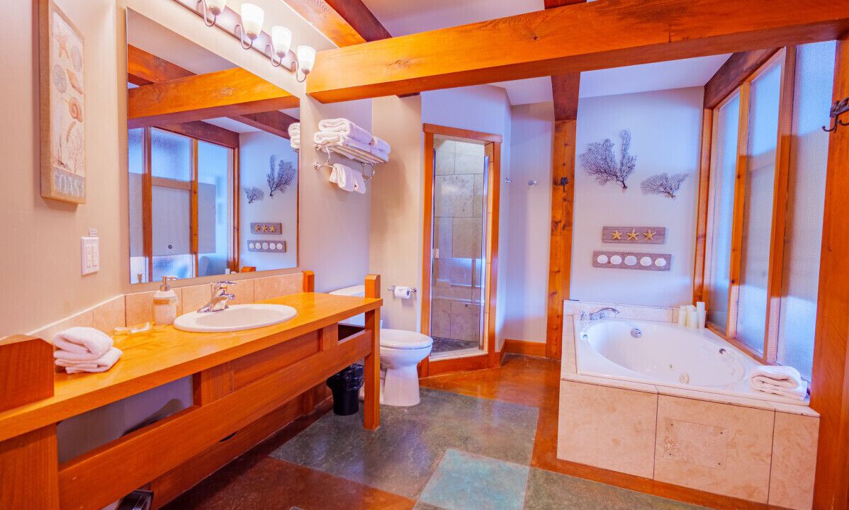 Photo of Bathroom in Ucluelet