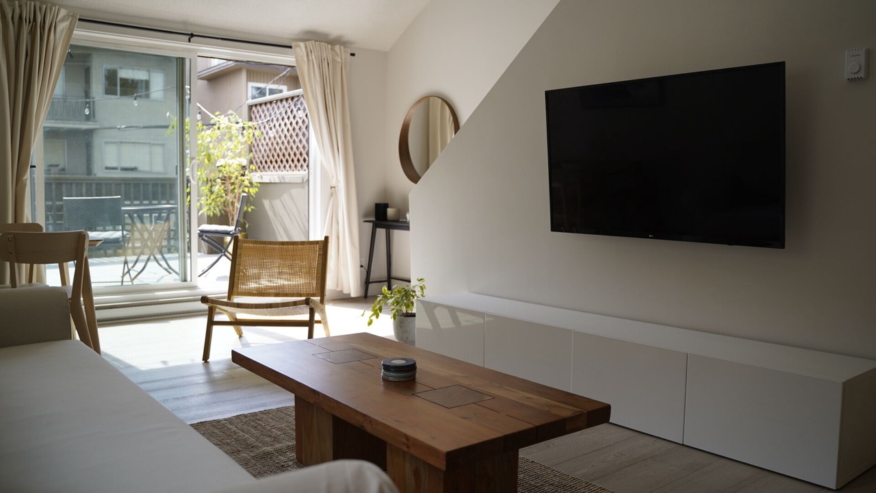 Photo of Livingroom in Kitsilano