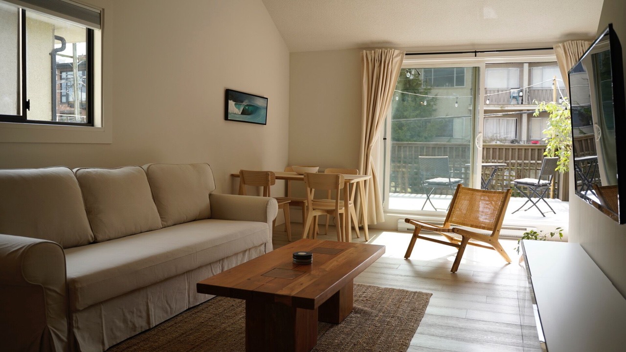 Photo of Livingroom in Kitsilano