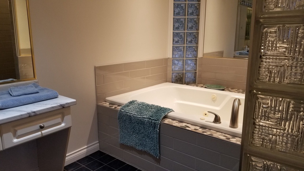 Photo of Bathroom in Sardis