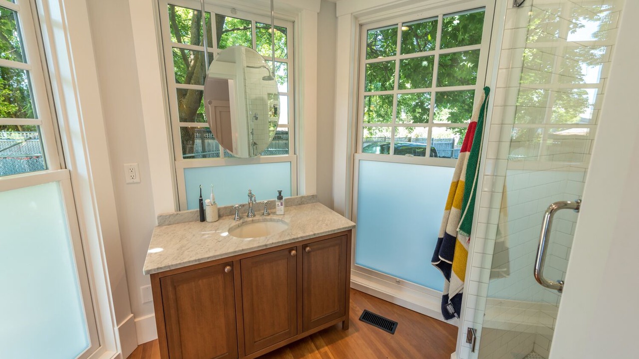 Photo of Bathroom in Okanagan-Similkameen