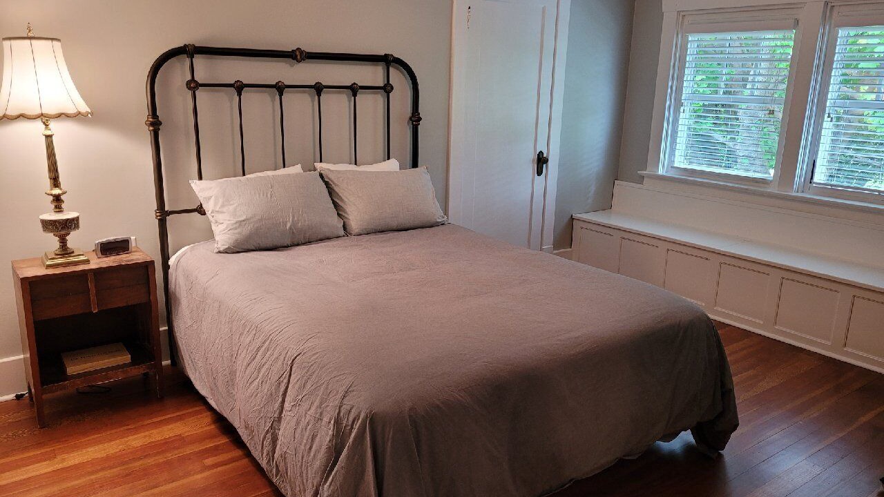 Photo of Bedroom in Okanagan-Similkameen