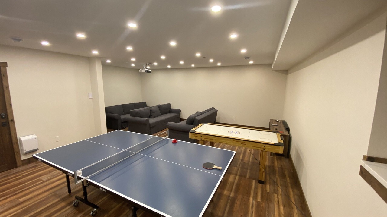 Photo of Bedroom in Hemlock Valley