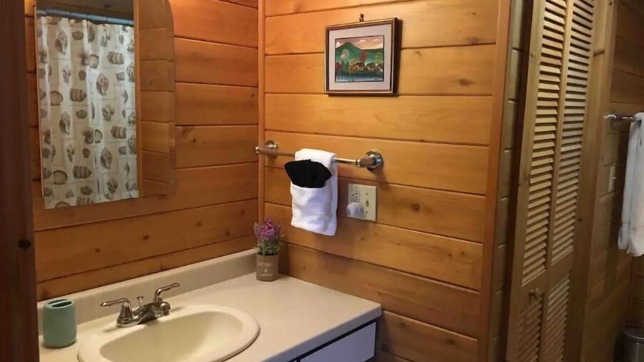Photo of Bathroom in Trenton