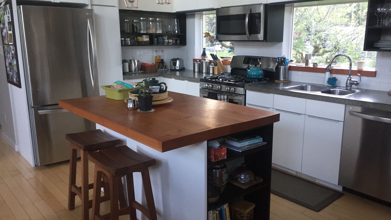 Photo of Kitchen in Courtenay