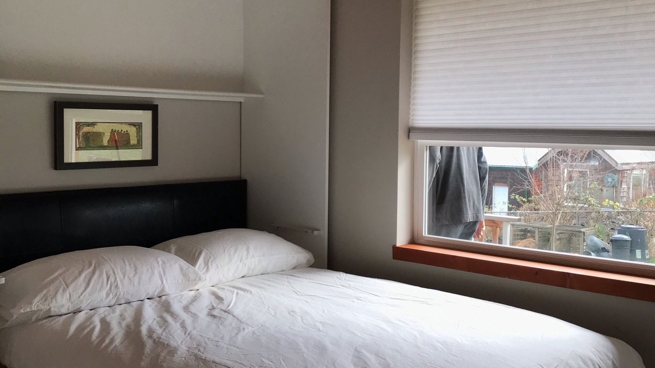 Photo of Bedroom in Courtenay
