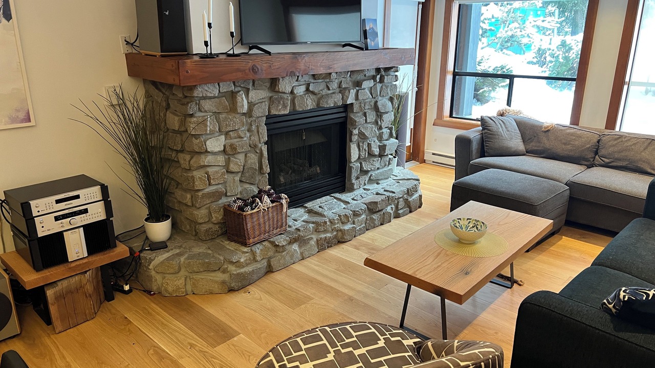 Photo of Livingroom in Whistler