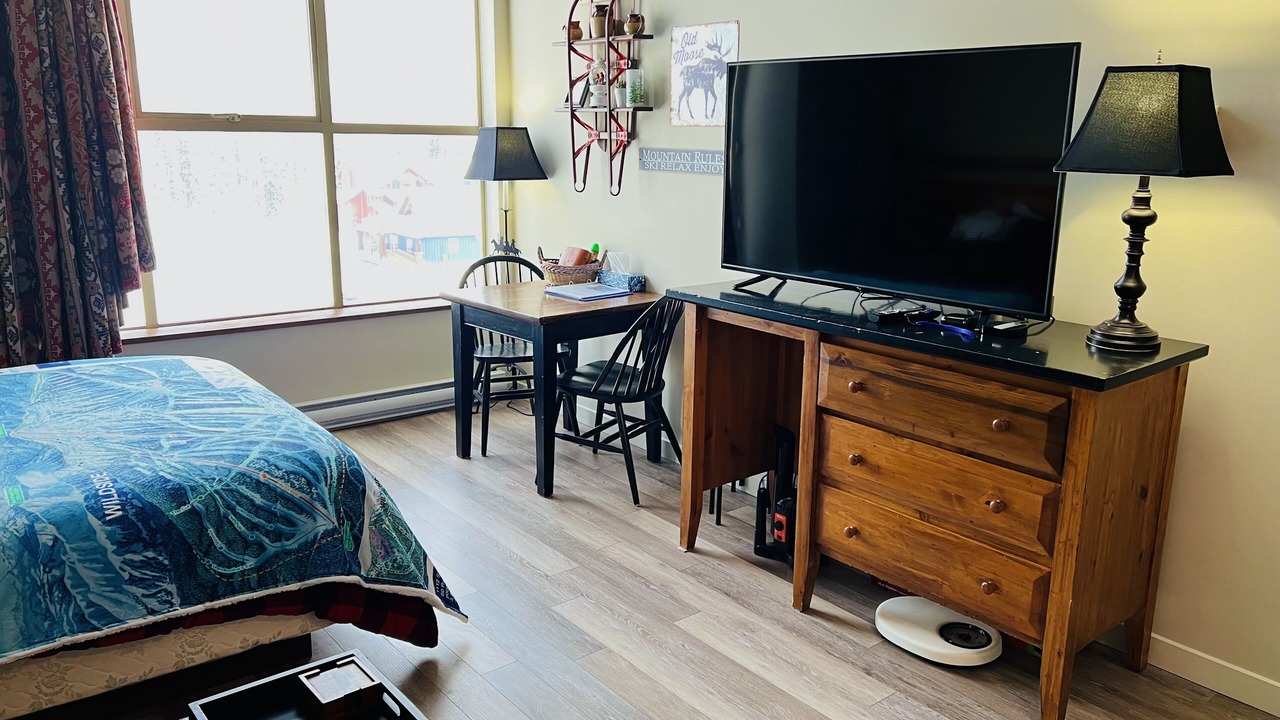 Photo of Bedroom in Okanagan-Similkameen