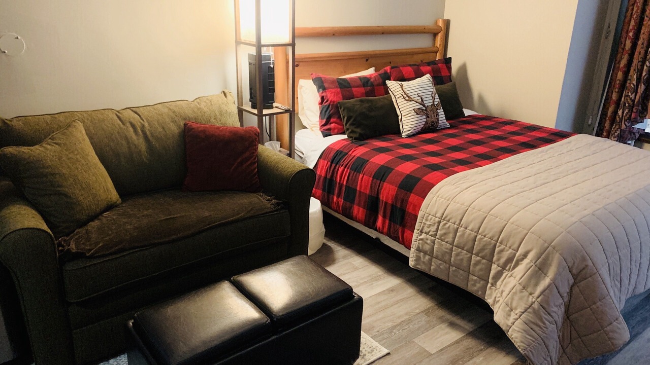 Photo of Bedroom in Okanagan-Similkameen