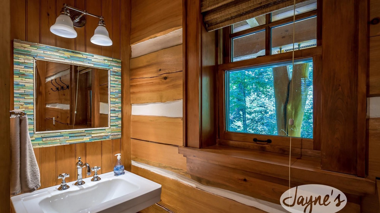 Photo of Bathroom in Dysart et al