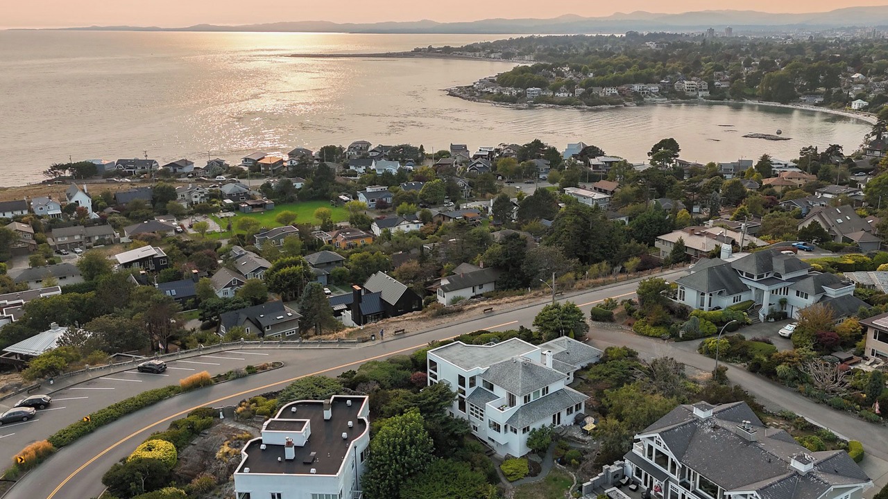 Photo of Outdoor in Oak Bay